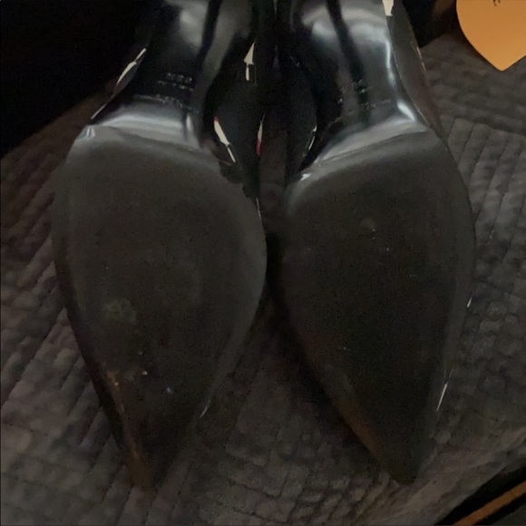💥SOLD💥 SAINT LAURENT LEATHER LIPSTICK HEELS - Picture 13 of 13